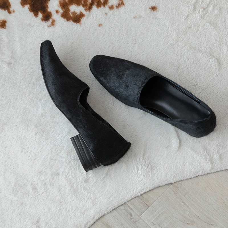 Женские туфли лодочки из мягкой натуральной кожи модные модельные на среднем