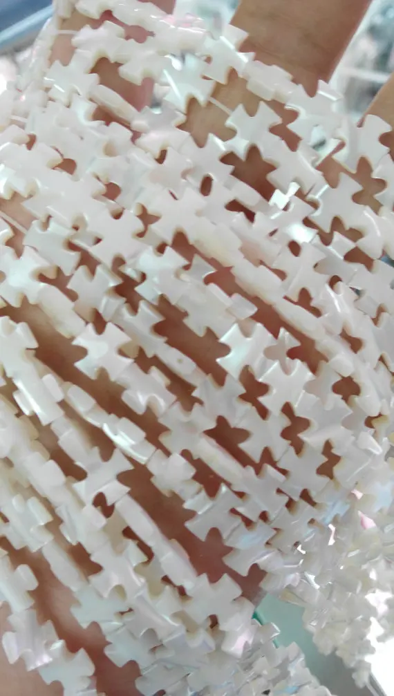 

wholesale 5strands 9x11mm Genuine MOP Shell ,Pearl Shell cross ,cross shell white brown jewelry beads