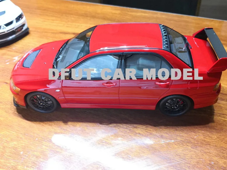 1:18 сплав Lancer EVO 8 MR FQ-400 модель автомобиля Детские игрушечные машинки оригинальные авторизованные подлинные детские игрушки