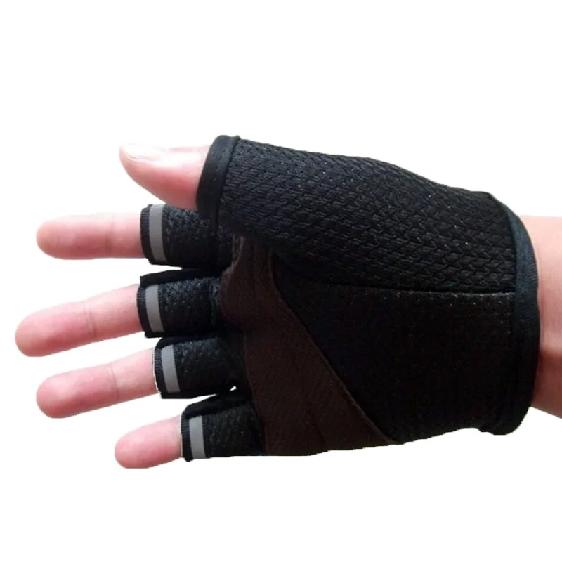 Детские перчатки с открытыми пальцами для занятий спортом на открытом воздухе