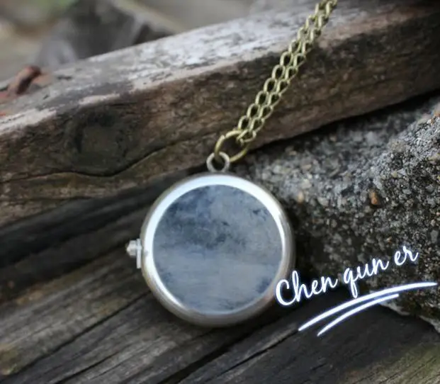 

vintage bronze cartoono wheel pirates of the Caribbean pocket watches Necklace with chain low price