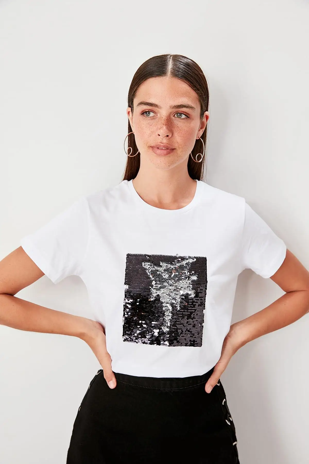 Trendyol Женская белая футболка с блестками трикотажные хлопковые топы TWOSS19TS0323 |