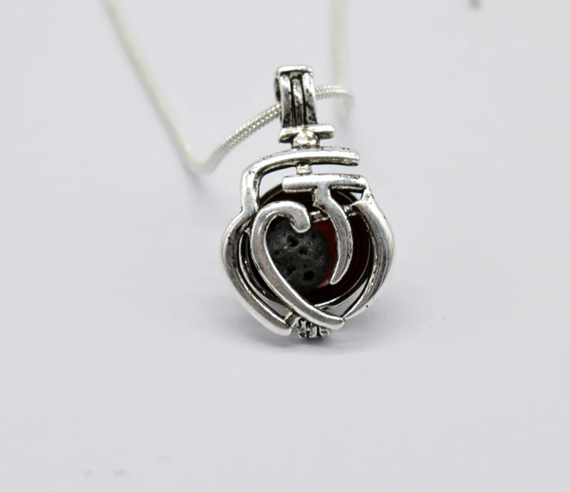 

10pcs Lava Stone Small Essential Oil Diffuser Necklace Aromthraphy Lockets 16mm Necklace Jewelry XSH453