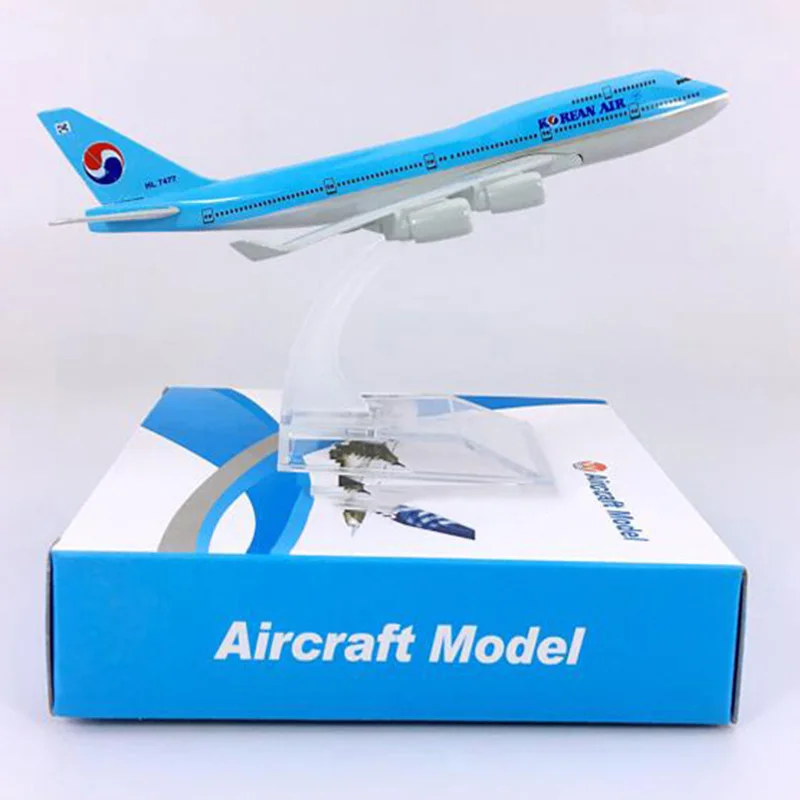 

16CM 1:400 Boeing B747-400 Model Air Korean Airplane with Base Alloy Aircraft Plane Collectible Display Toy Model Collection