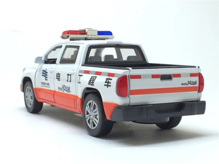 1:32 Toyota Tundra модель автомобиля литья под давлением из сплава, Электронная классическая модель для детей, игрушки, подарки