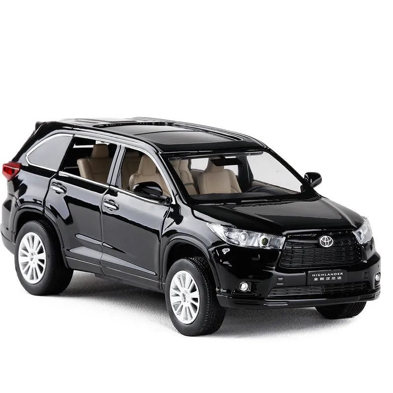 1:32 Сплав TOYOTA Highlande масштаб литые под давлением машинки модель металлическая Игрушечная машина 6 дверей открытый вытяжной задний звуковой светильник автомобиль детские игрушки для детей