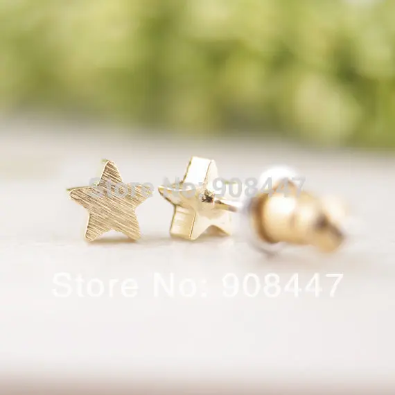 Женские матовые серьги SMJEL 30pcs-S025 модные серьги-пусеты со звездочкой оптовая
