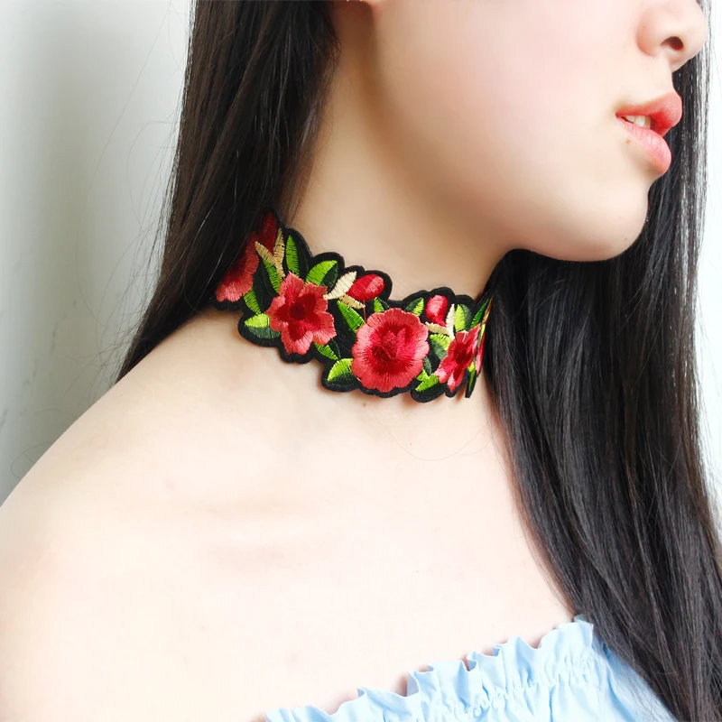 Панк Очаровательное ожерелье с вышитыми цветочными розами для девушек колье в