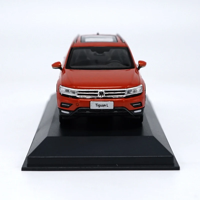 1/43 Volkswagen Tiguan L красный литой автомобиль Модель Коллекция игрушек