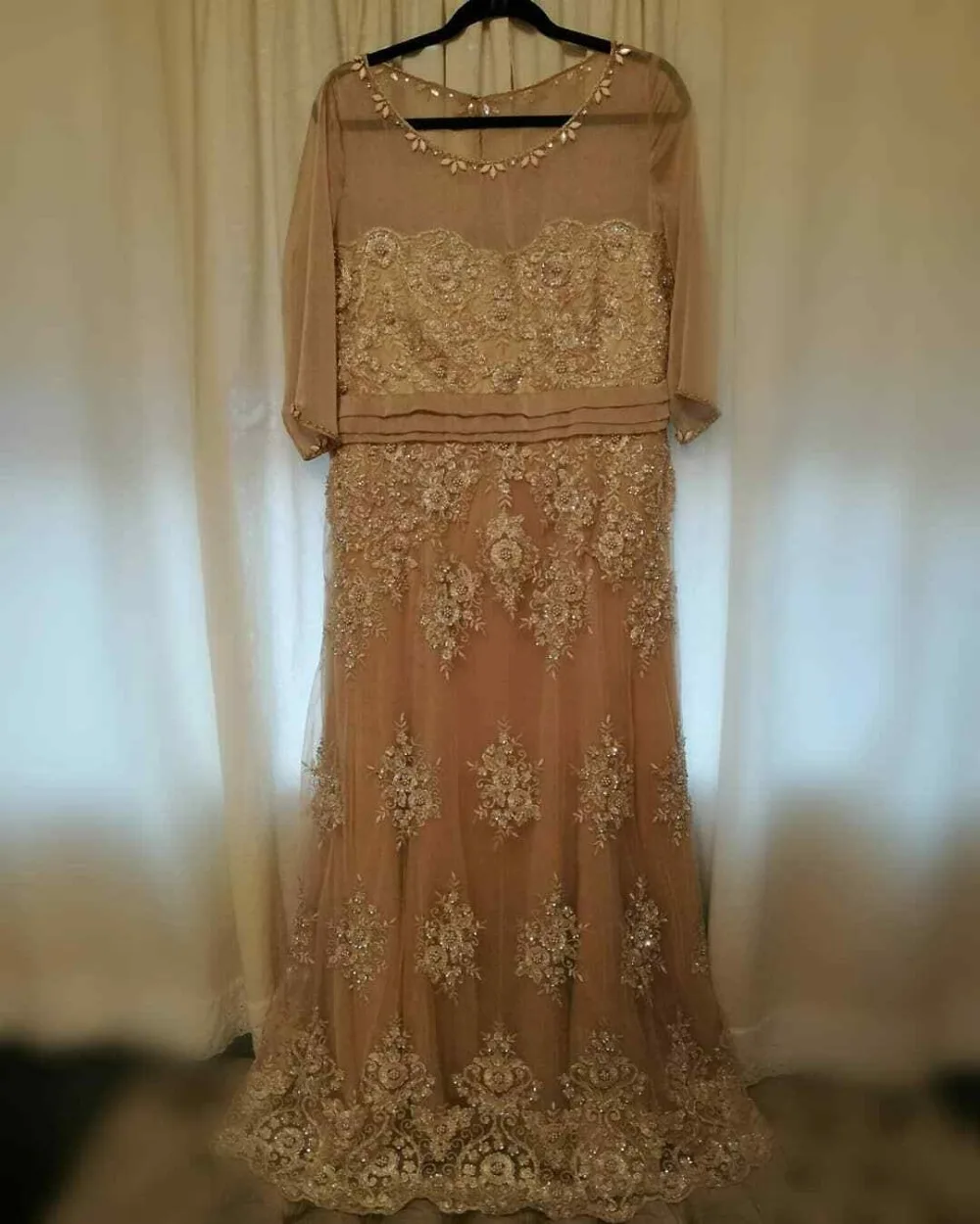 Цвет шампанского слоновая кость шифоновые платья для матери невесты украшенные