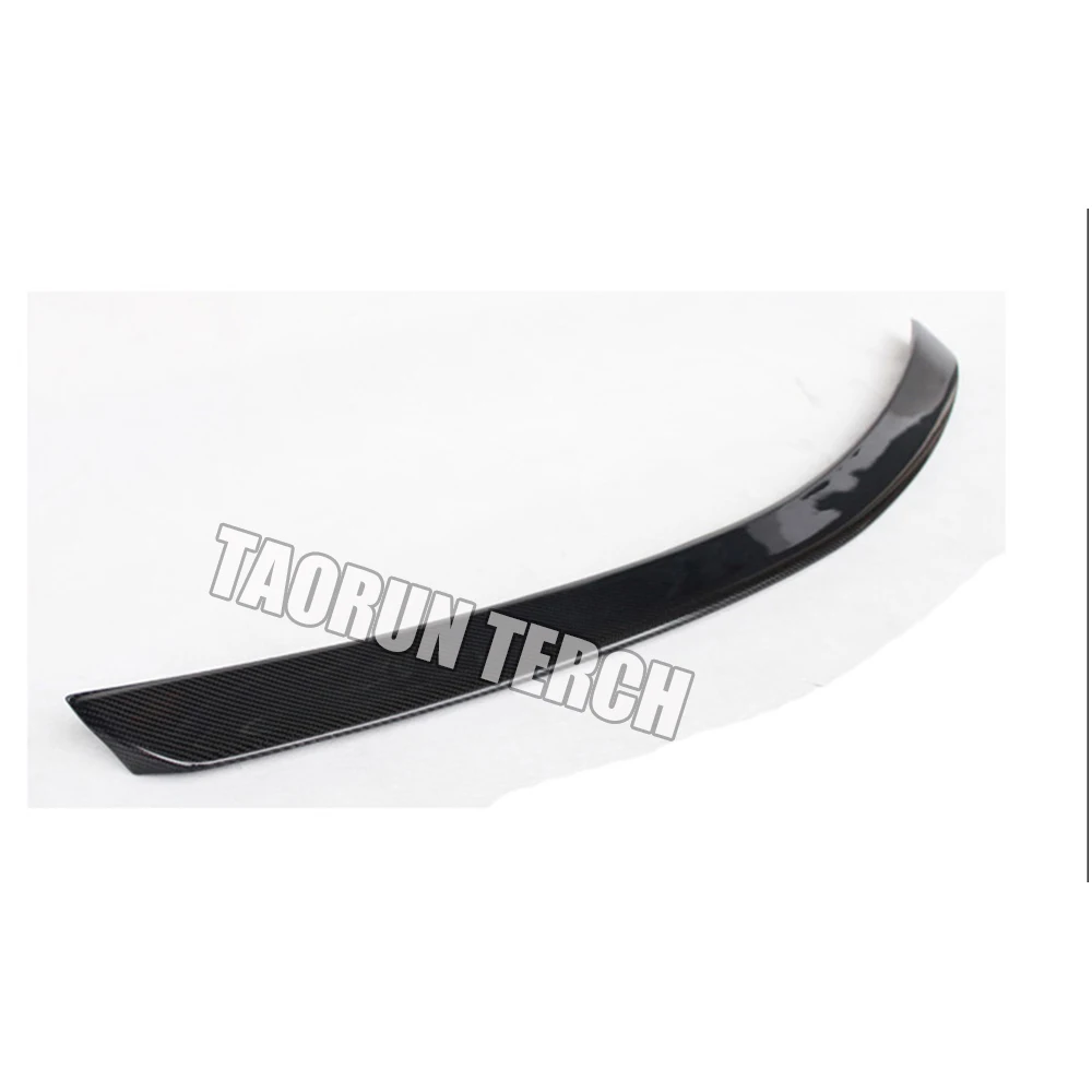 Реальные углеродного волокна задний багажник спойлер для W204 C180 C200 C250 C300 C350 C63 AMG 4