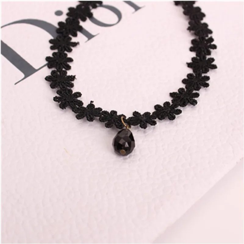 Винтажное черное ожерелье чокер в стиле панк викторианском с кристаллами и