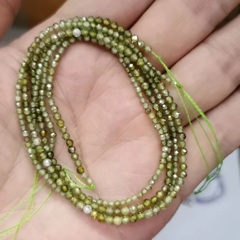 Green zircon Граненые 2/3/4 мм Натуральный Камень Бисер Розовый кристалл кварца Драгоценный Камень Бисер для изготовления ювелирных изделий бисером браслетов или бус своими руками - Цвет: Green zircon