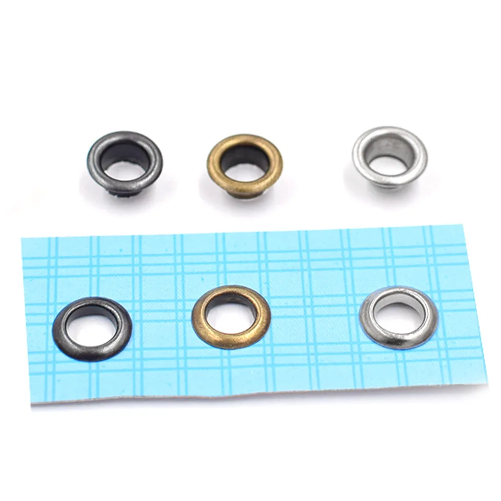 

100sets / 5mm eyelets+ installation tool .Leverage pliers. Metal stomatal rivet. Button mold. Portable button mounting pliers