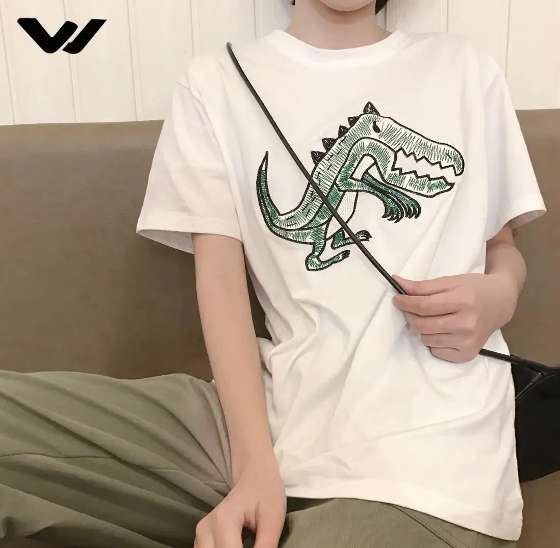 2018 летние Для женщин футболка Динозаврик вышивка Свободные Дикий Повседневное