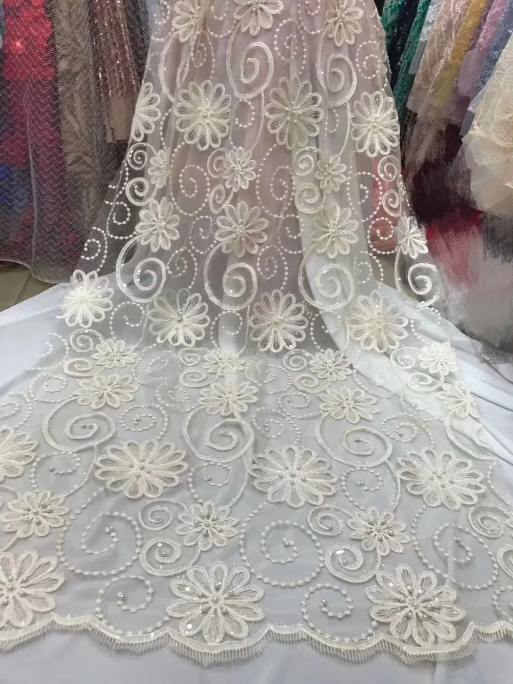 Beautiful Design 3D Lace Embroidered 2018 Gorgeous Fabric African French Bridal Dress | Дом и сад