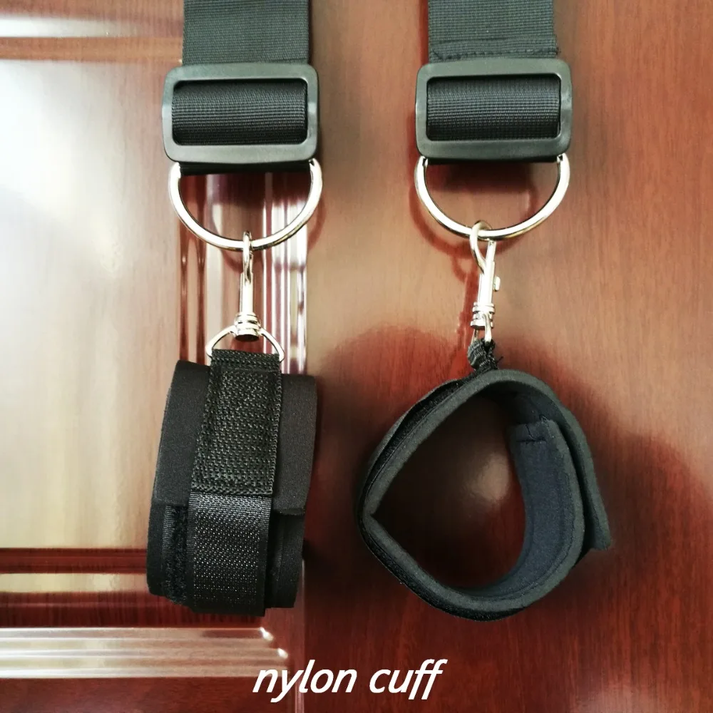 Игрушки для игр в виде щенков наручники качели двери подвесные с окошком фетиш