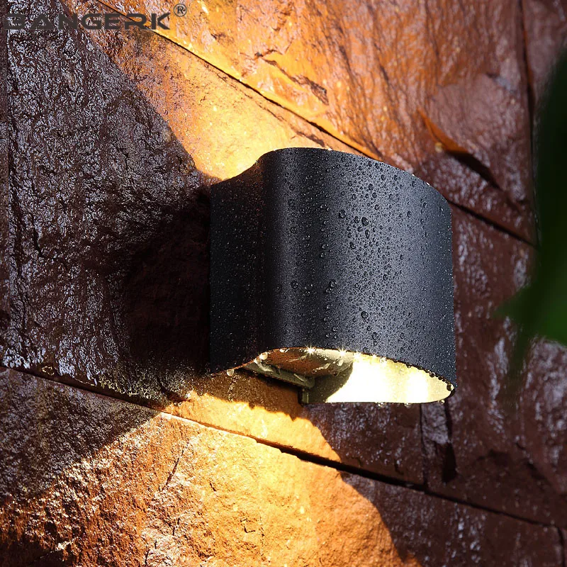 Waterproof Rust Wall Lamps Outdoor LED Porch Lights Fixtures Modern Wall Sconce Lamp Garden Courtyard Aluminum Lighting