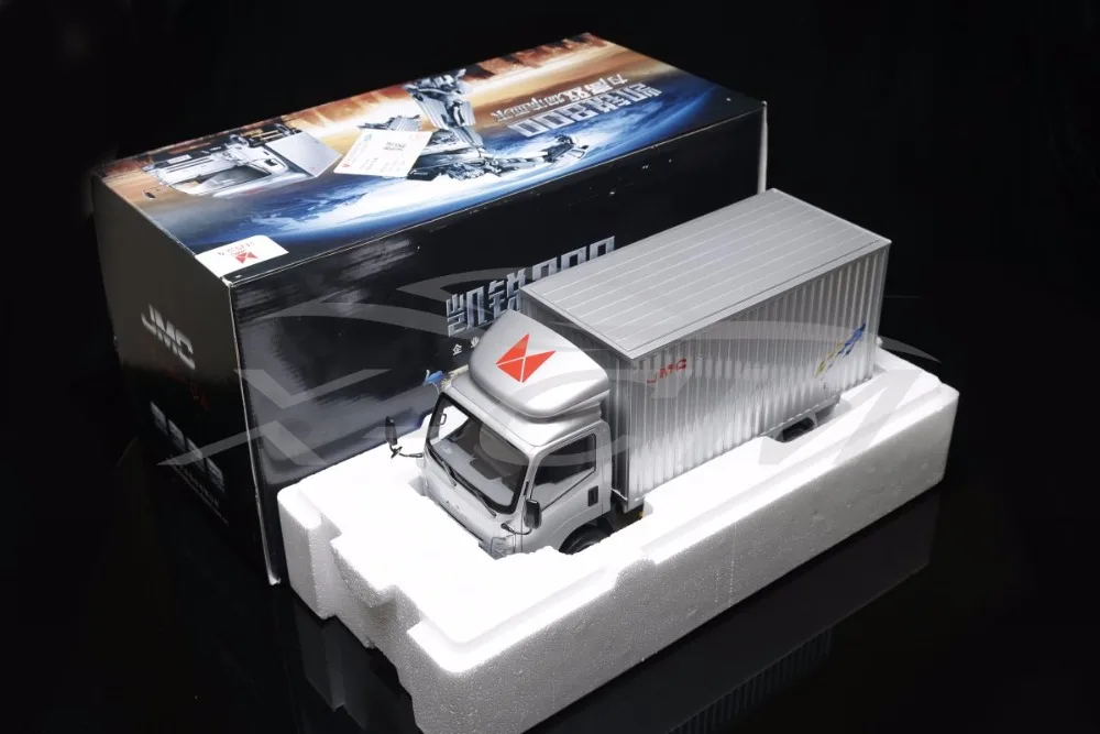 Литая модель автомобиля JMC Kairui N800 800 грузовик 1:18 (серебристый) + небольшой