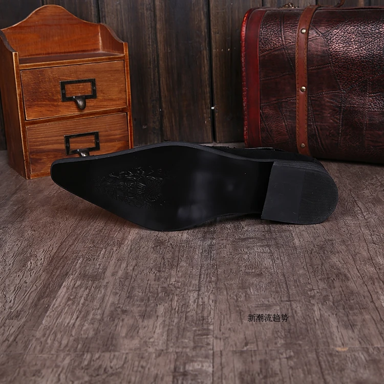 Классические туфли оксфорды из натуральной кожи с металлическим острым