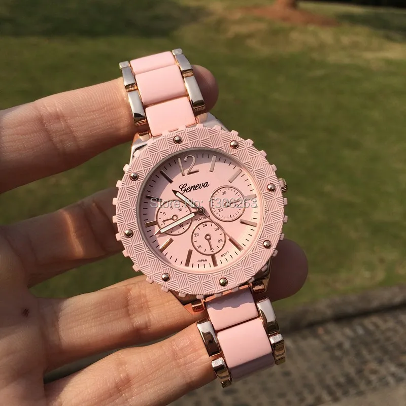 Надежные кварцевые часы женские золотые Женевские Relogio Feminino металлические 2015