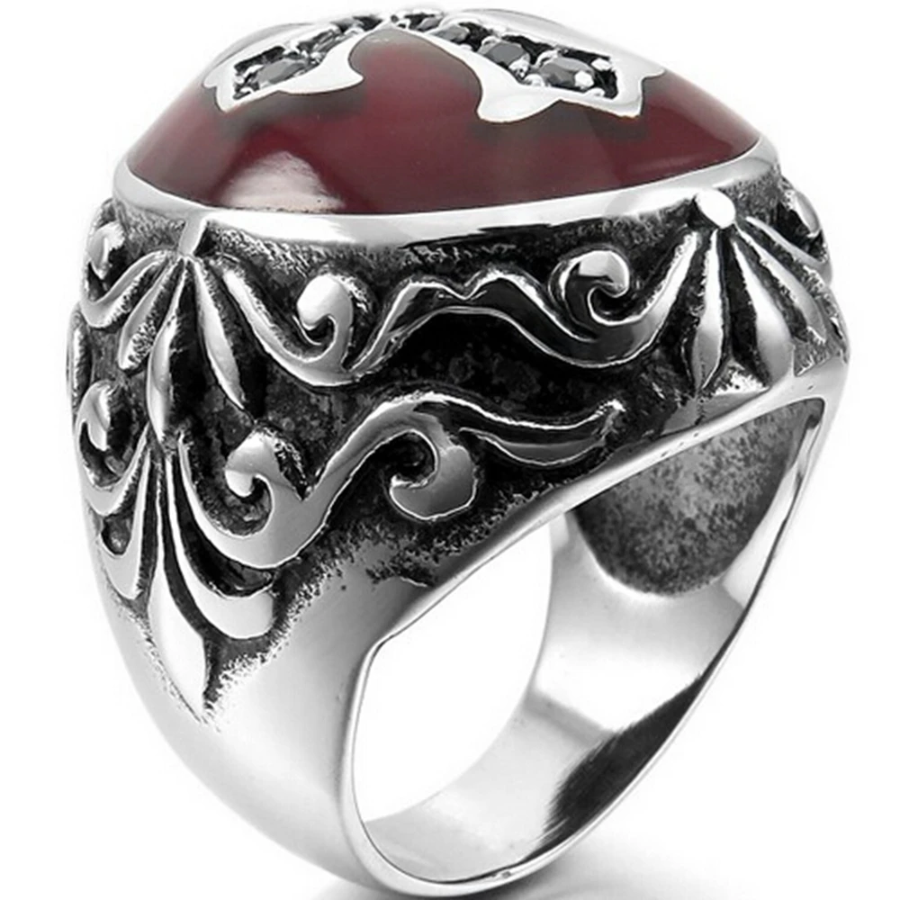 Винтажное кольцо с красной эмалью в ретро стиле серебряное рыцаря Флер де Лис