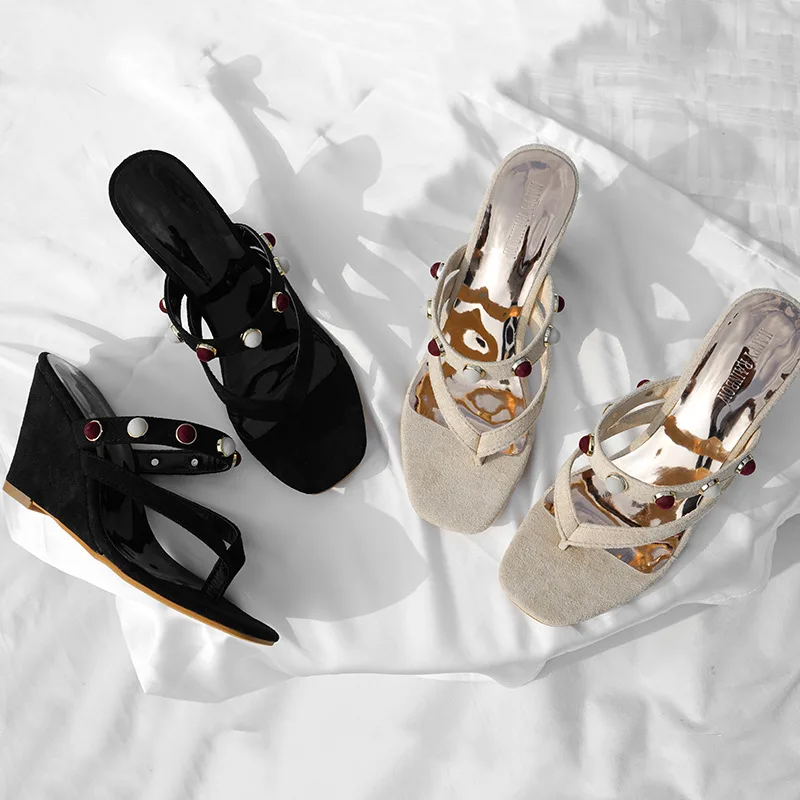 Новинка 2019 года Вьетнамки женские летние шлепанцы на высоком каблуке роскошная