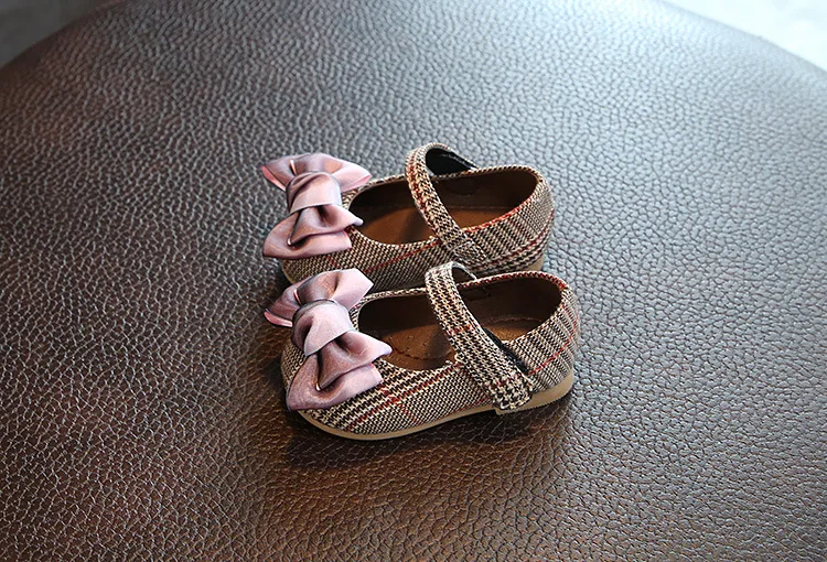 Weoneit baby girl обувь прекрасная Bowknot Кожа 2 цвета обувь Нескользящая мягкая подошва малыш девочки обувь CN Размер 15-25 Прямая поставка
