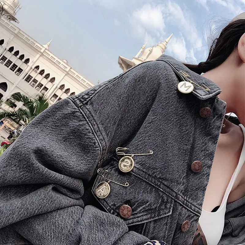 Модное ожерелье золотого цвета броши с буквами для женщин ювелирный набор монет