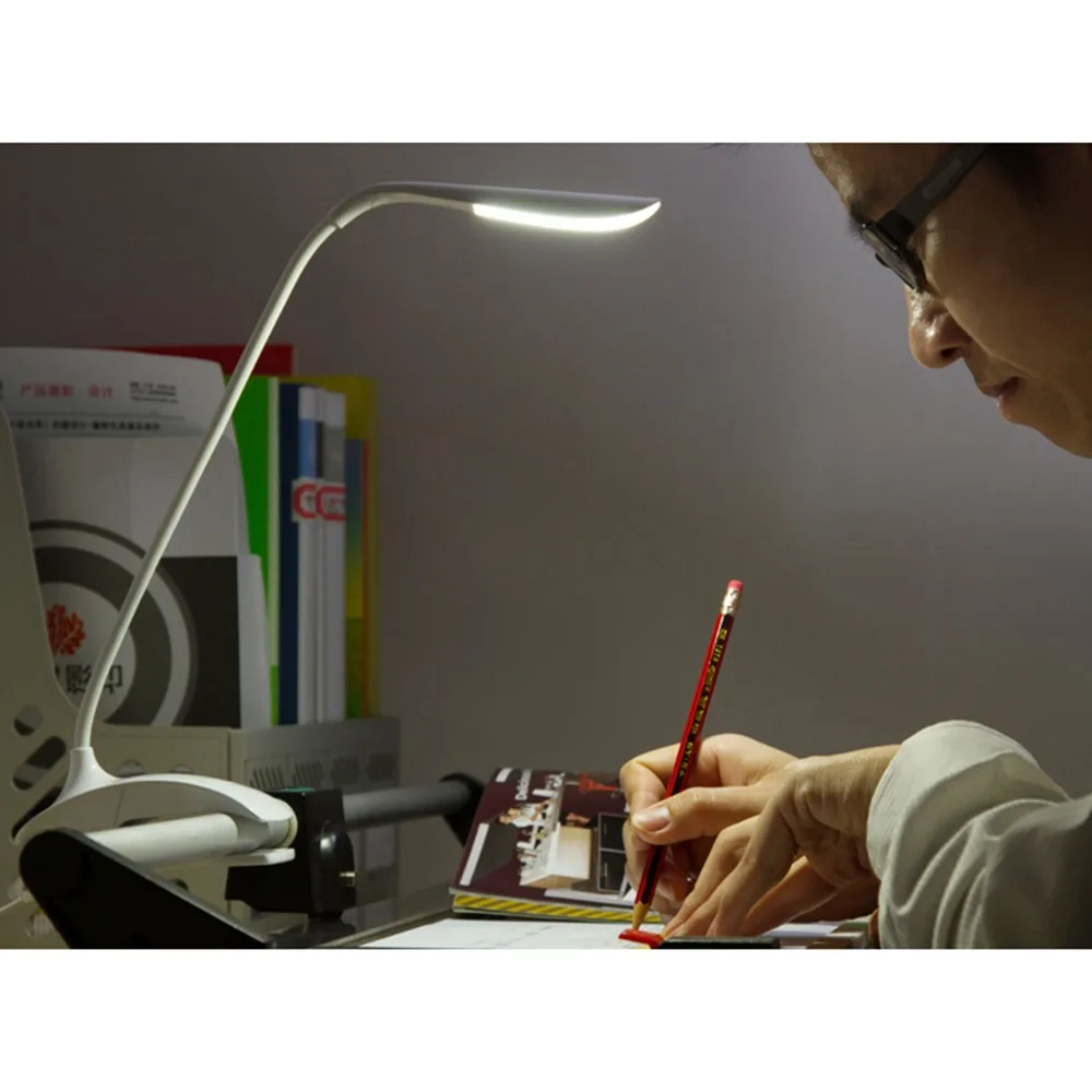 Hot Sale 2w LED Desk Lamp Table Reading Flexional Stand Clip Luminaria Fashion Novelty Gift for Student White | Лампы и освещение