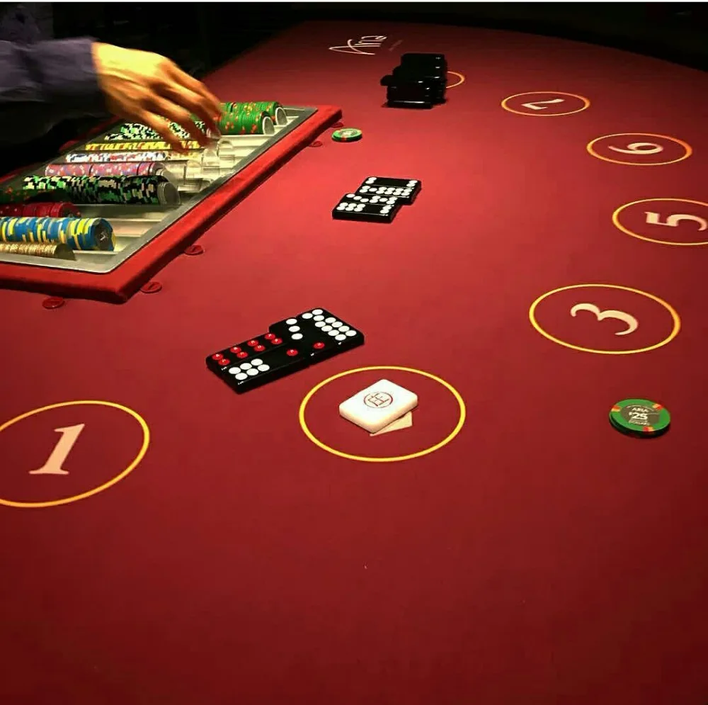 Черные домино игры Пай Гоу 32 шт с 2 кубиками Настольная Игра джогс де