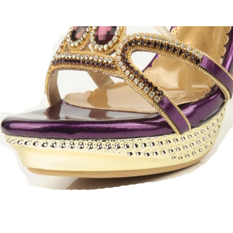 Для женщин 2018 новые летние с бриллиантом Кориум открытым носком пикантные