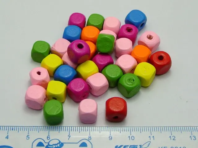 100 Смешанные яркие разноцветные 10 мм фотообои ~ деревянные бусины|wood cube beads|beads