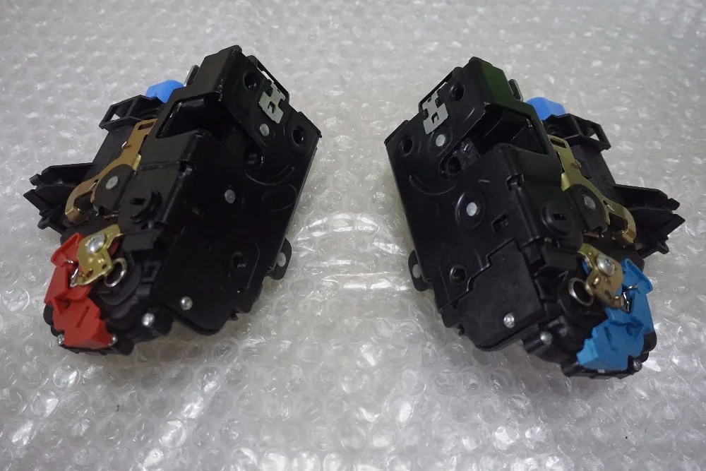 2 шт. пара задний L + R привод замка двери для vw GOLF V VI PLUS JETTA TOUAREG TOURAN SEAT ALTEA XL TOLEDO SKODA