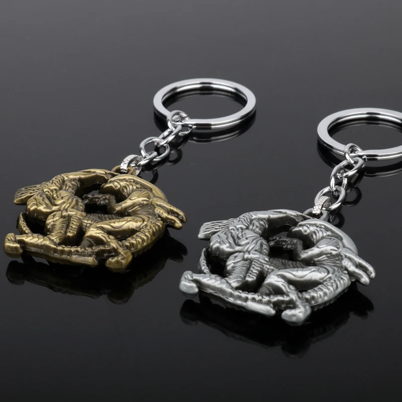 

Movie AVP Alien Pendant Necklace Fashion Hip hop Necklace Vintage Metal Jewelry High Quality Charms Pendants Link Chain Necklace