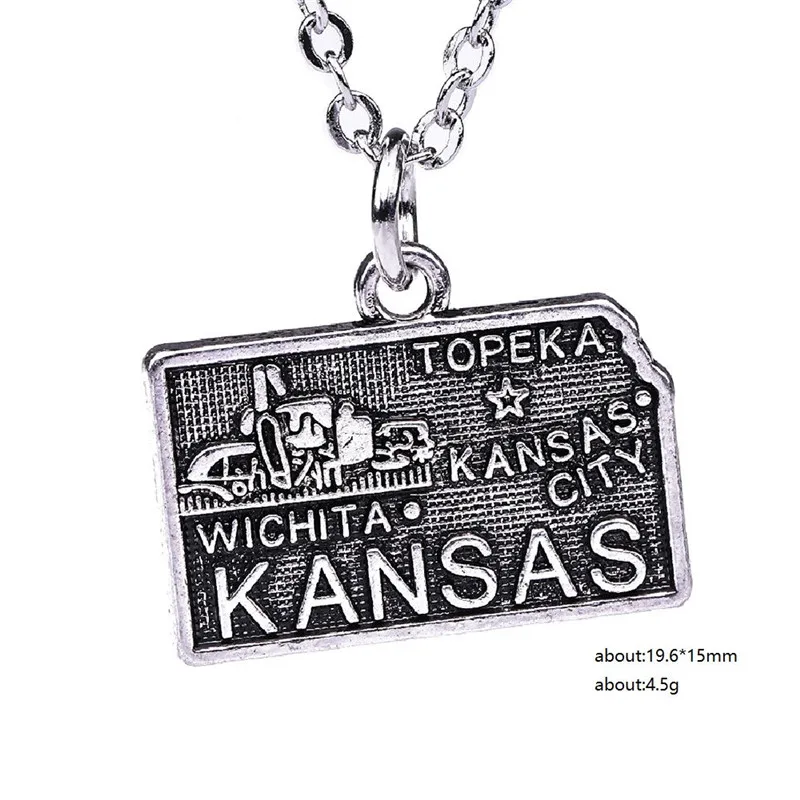 Кулон в виде рыбьего крючка стильный античный серебряный цвет покрытый картой