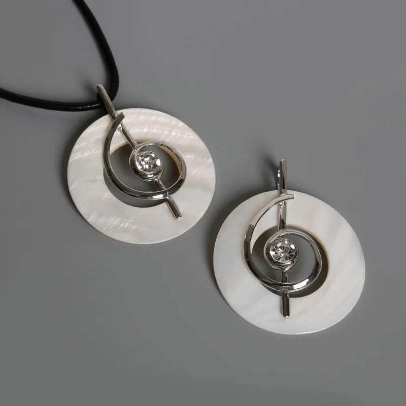 Подвеска символ для рукоделия 50 х60 мм|mother of pearl shell|mother pearlmother pendant |