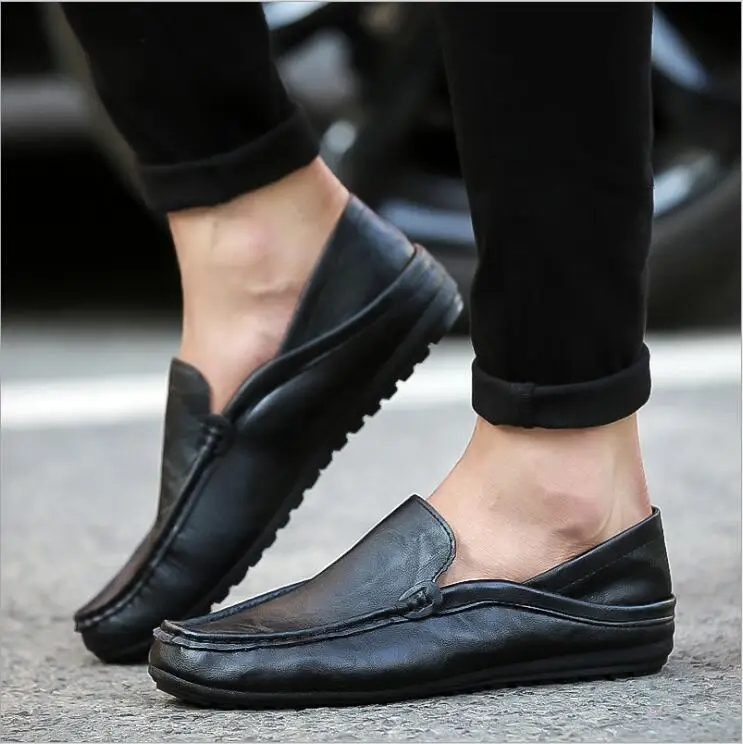 2018 slip on casual men loafers spring and autumn mens moccasins shoes Patent leather men's flats driving | Обувь