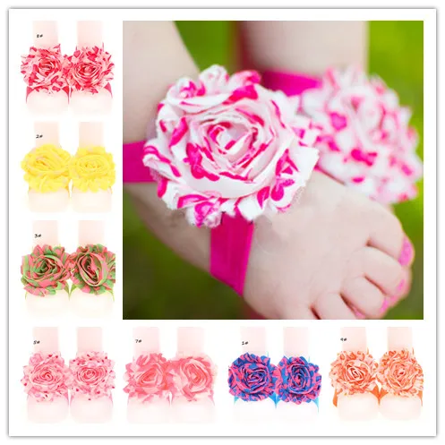 2 пары босоножек с принтом в виде сердца и потертых цветов носки для