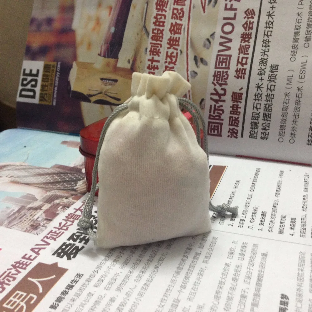 Специальная продажа (50 шт./лот) 6*8 см бежевый бархатный мешочек для ювелирных