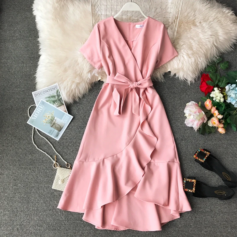 Однотонное женское платье в стиле ретро сексуальное с короткими рукавами и