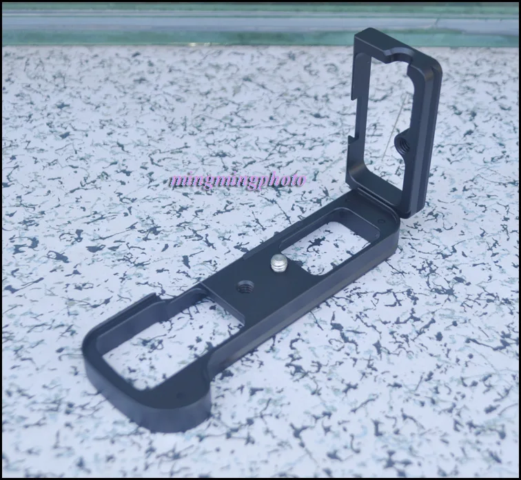 

L-shaped Vertical Shoot Quick Release Plate Bracket Hand Grip Holder for Fuji Fujifilm X-T2 XT2 Camera Arca Swiss Tripod