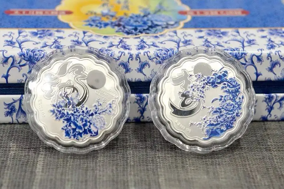 

Blue and white silver moon cake pure 999 silver bullion bar 15g *2 gift collection present