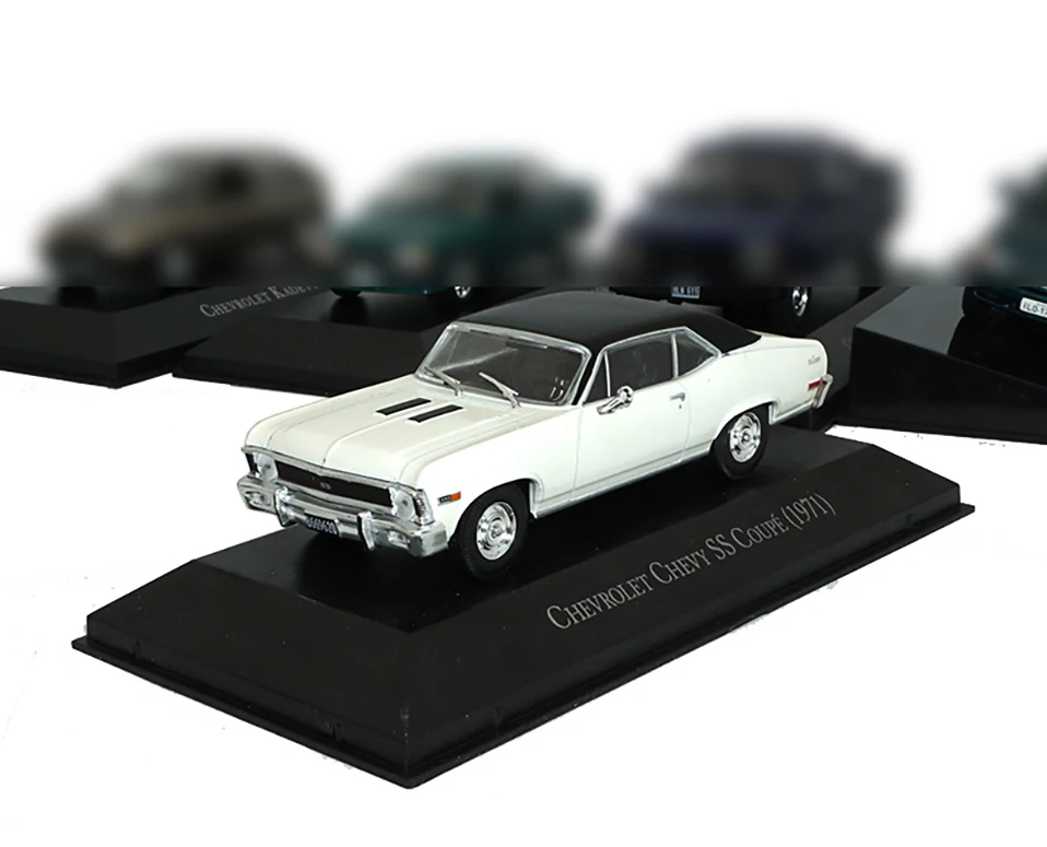 Модель автомобиля 1:43 Металл Ретро-игрушка автомобиль 2 шт Abs литая игрушка автомобиль Рождественский подарок для CHEVEROLET CHEVY SS/500 SL/E