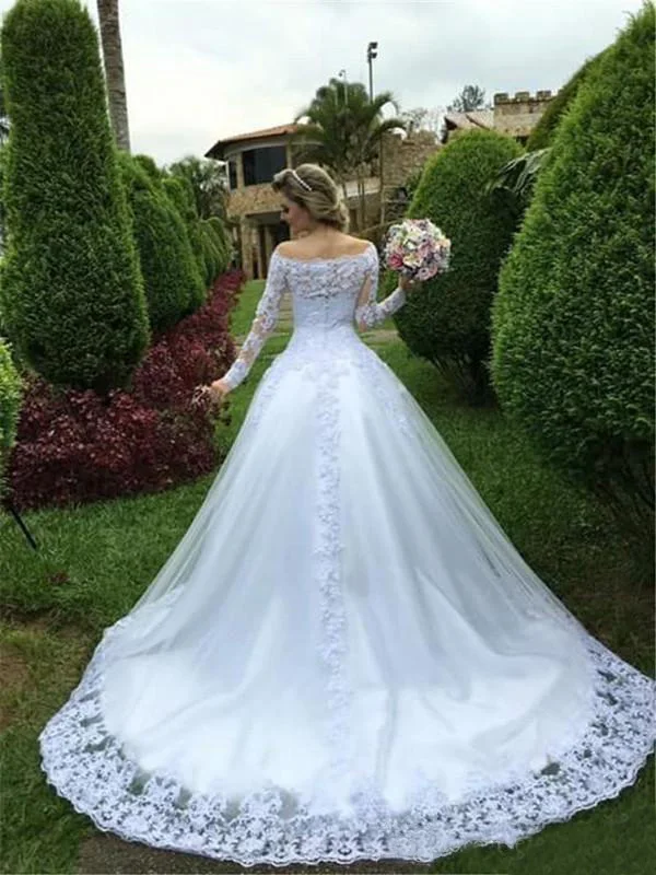 Платье с открытыми плечами и длинными рукавами в арабском стиле De Mariage садовое