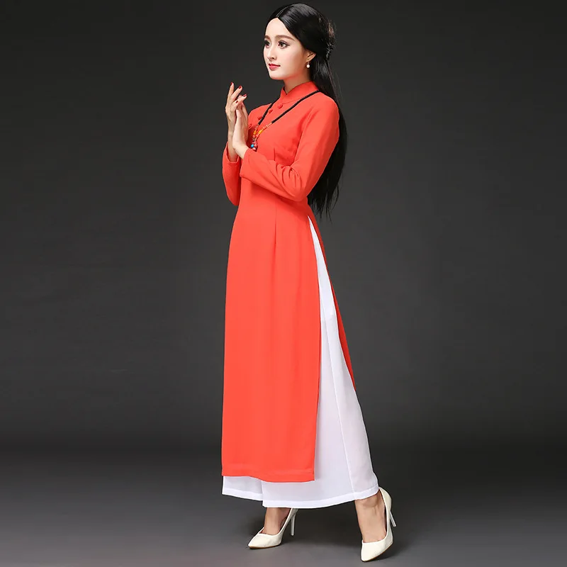 Новое поступление года. Стильное женское платье AoDai