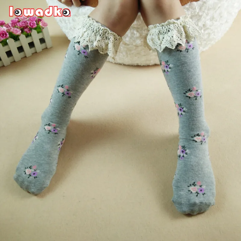 

2-8 лет осенние зимние носочки для маленьких девочек с рисунками цветочков детские носки до колен с вышивкой детские гетры хлопковые стиль п...