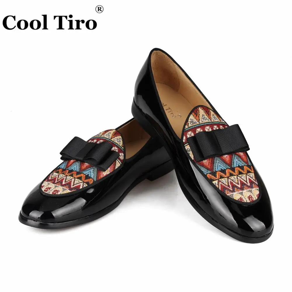 Мокасины мужские из лакированной кожи классические туфли плоская подошва с