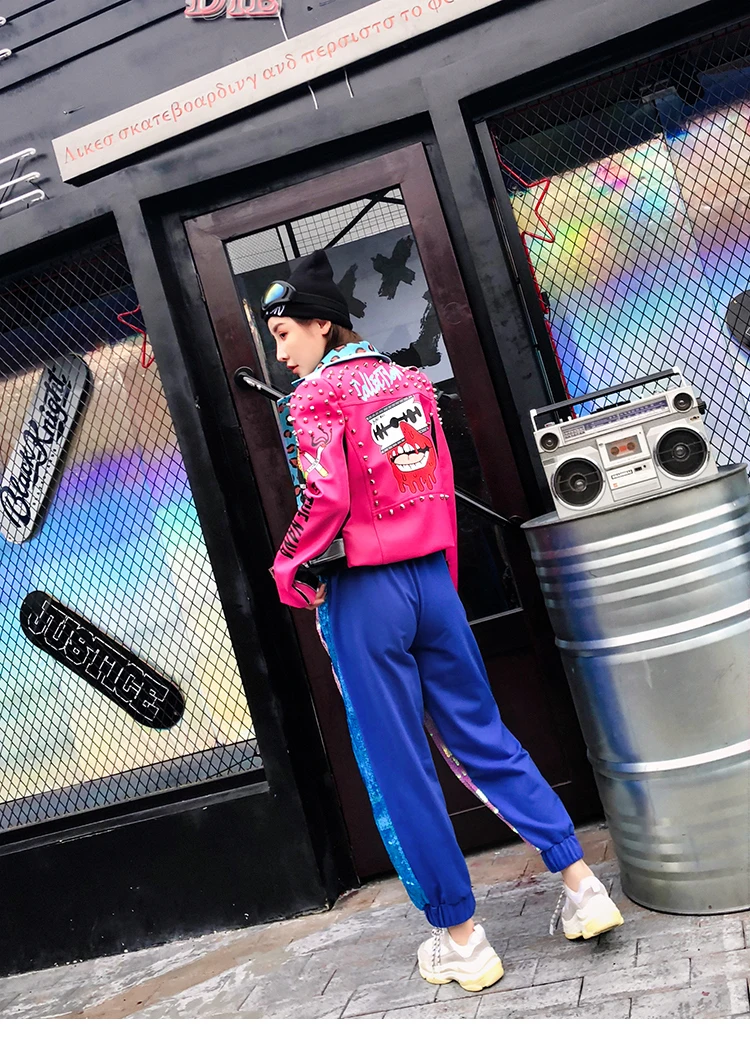 Осенняя куртка с заклепками с буквенным принтом, короткая женская куртка из искусственной кожи, женская розовая леопардовая куртка из искусственной кожи
