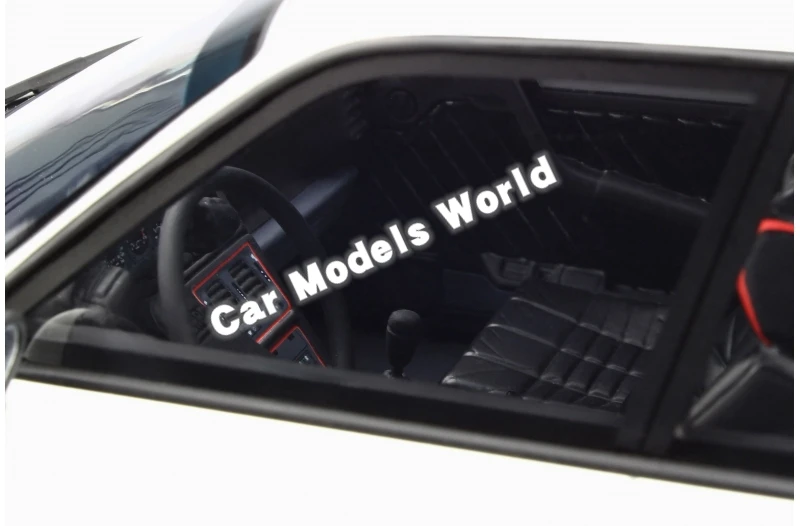 Полимерная модель автомобиля для Otto Cx2.5 GTI Turbo 2 (белый Meije) 1:18 + небольшой подарок! |